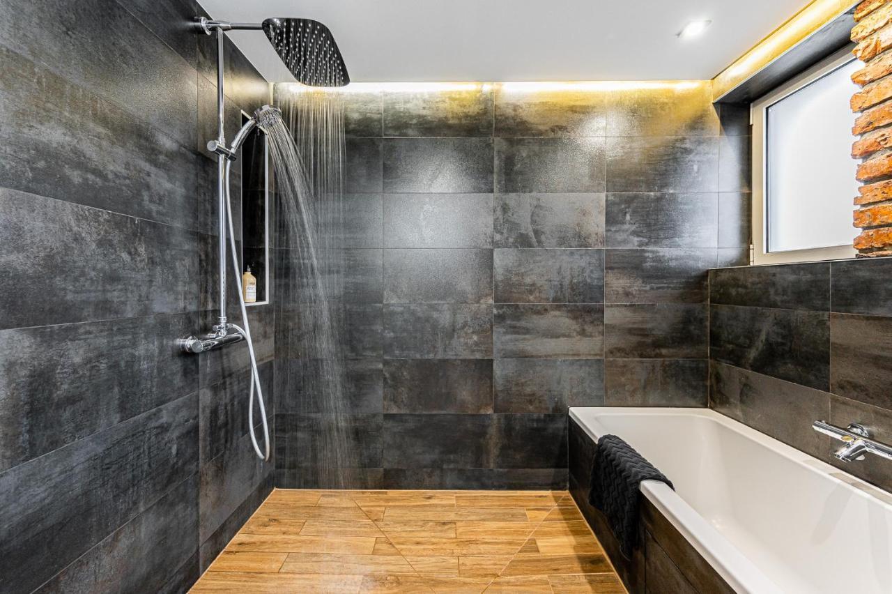 Luxury Apartment In The City Centre Koszyce Zewnętrze zdjęcie